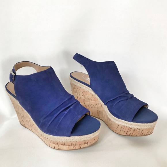 🔴SOLD🔴 Franco Sarto Suede Wedge Trellis Sandals - Picture 2 of 8